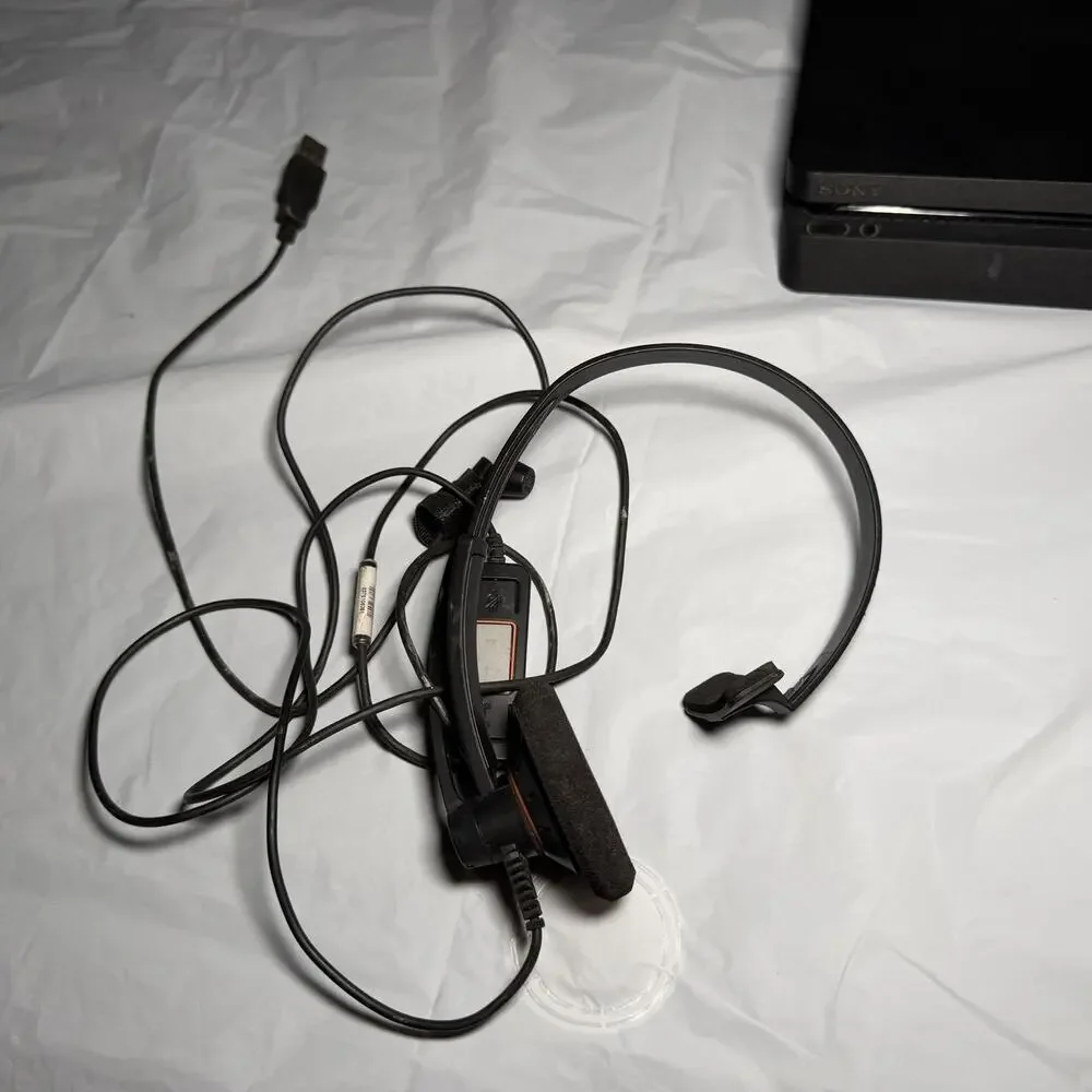 Sony PlayStation 4 Slim 500GB CUH-2015A Console with Controller RD DESCRIPTION